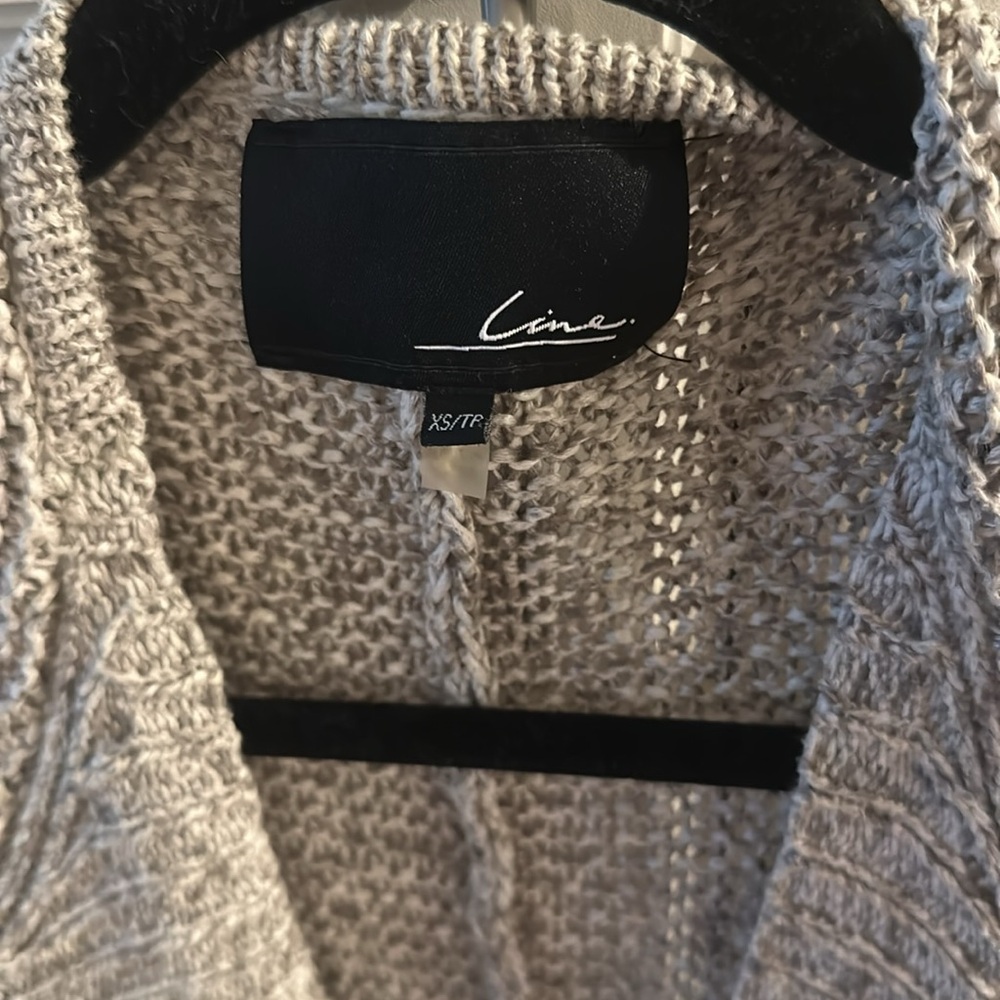 Line Oversized Cardigan - Picture 2 of 4